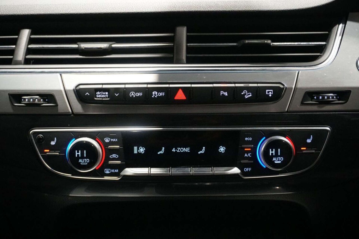 Used Audi Q7 2016 for sale - 78149555: Photo 48