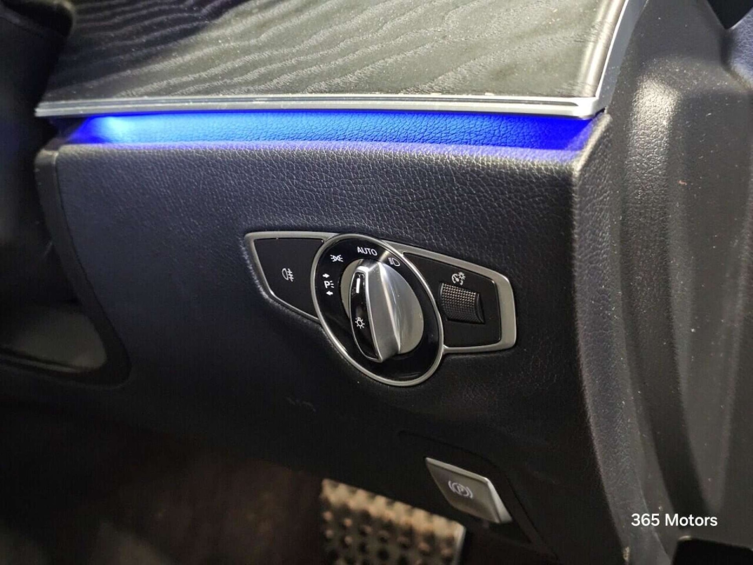 Used Mercedes-Benz E Class 2018 for sale - 78149557: Photo 44