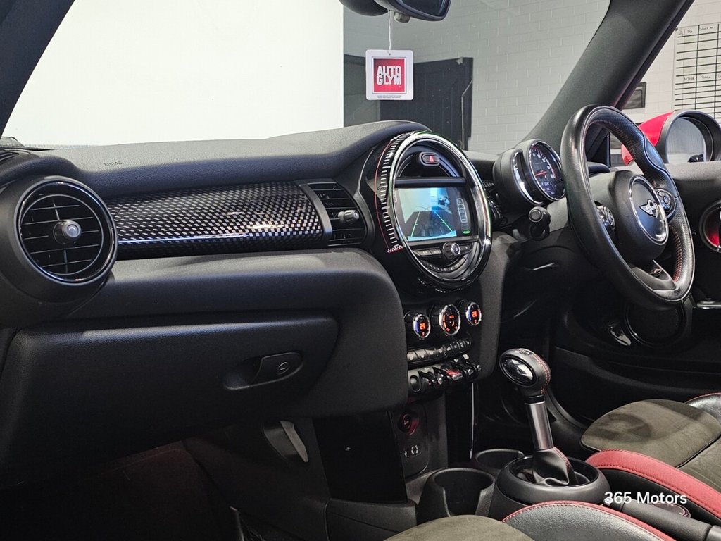 Used MINI Convertible 2018 for sale - 76979396: Photo 19