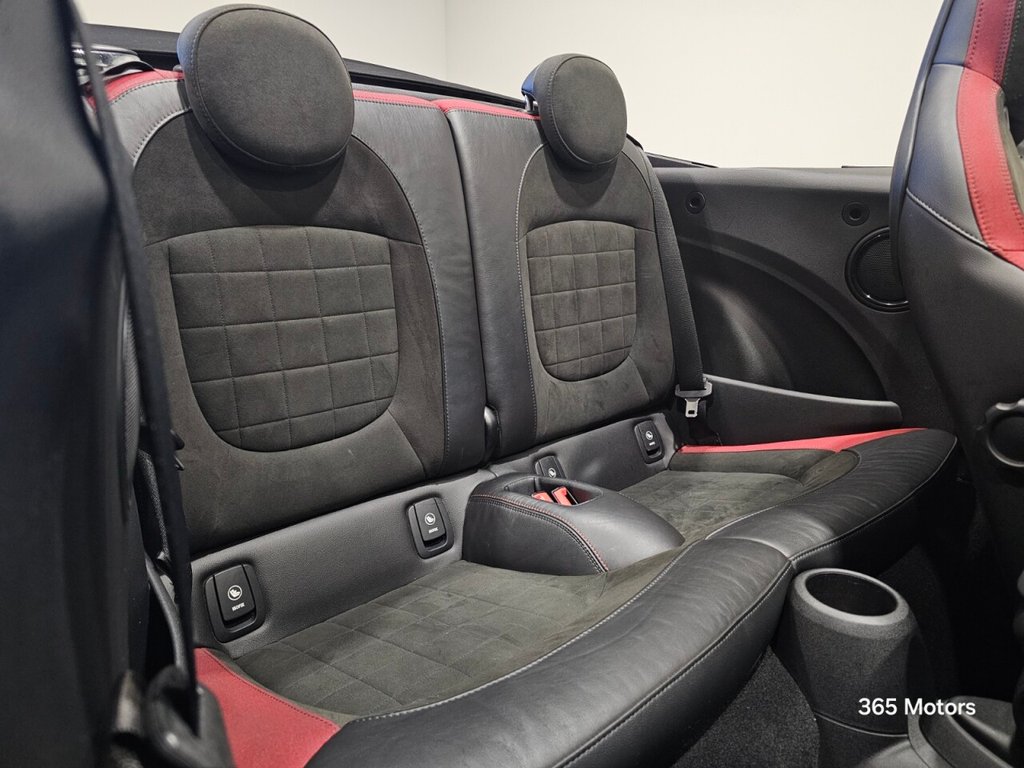 Used MINI Convertible 2018 for sale - 76979396: Photo 23