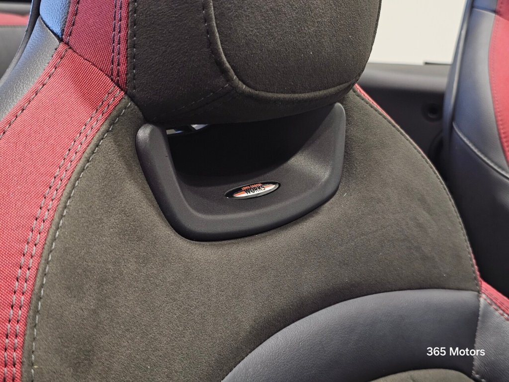 Used MINI Convertible 2018 for sale - 76979396: Photo 28