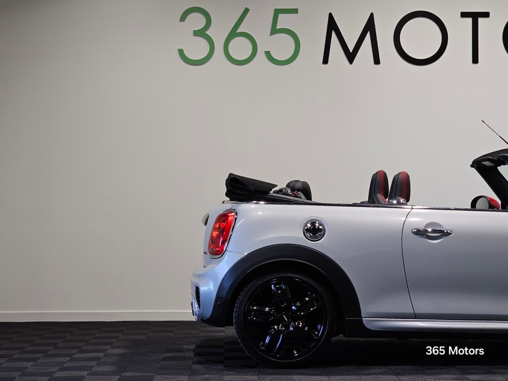Used MINI Convertible 2018 for sale - 76979396: Photo 30