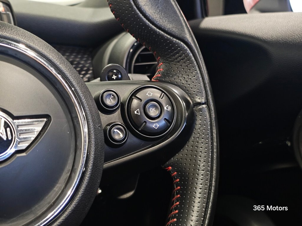 Used MINI Convertible 2018 for sale - 76979396: Photo 42