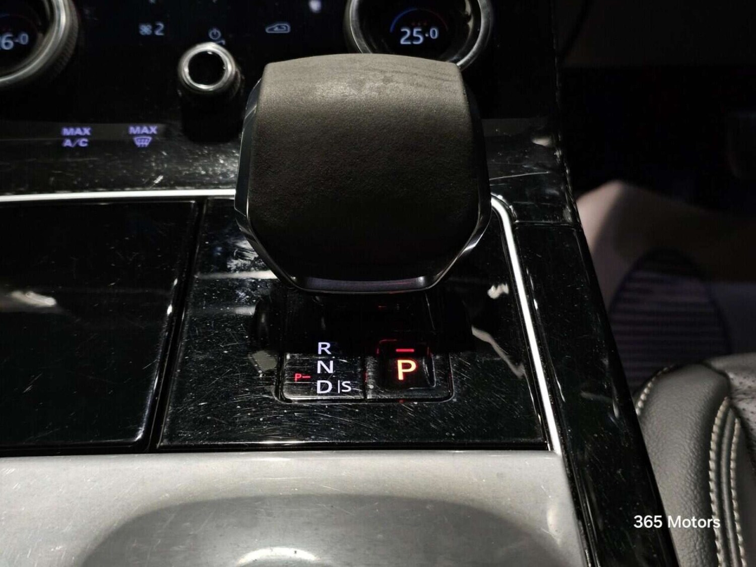 Used Land Rover Range Rover Velar 2021 for sale - 78149559: Photo 43