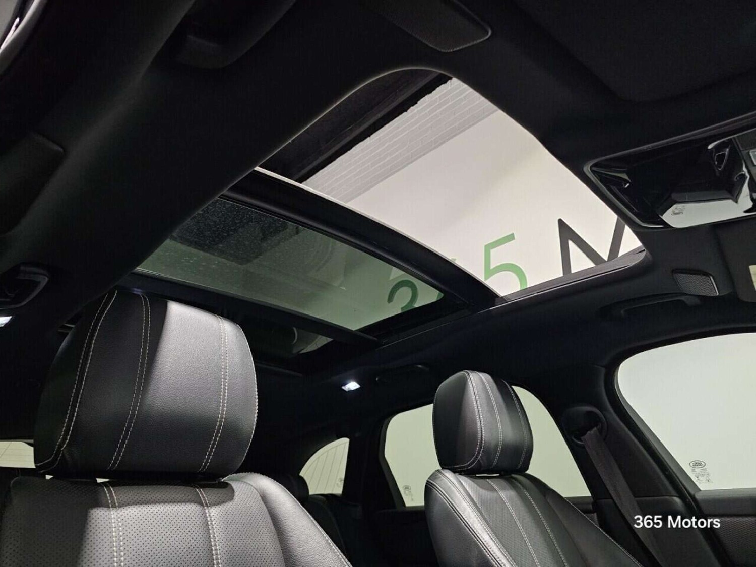 Used Land Rover Range Rover Velar 2021 for sale - 78149559: Photo 70