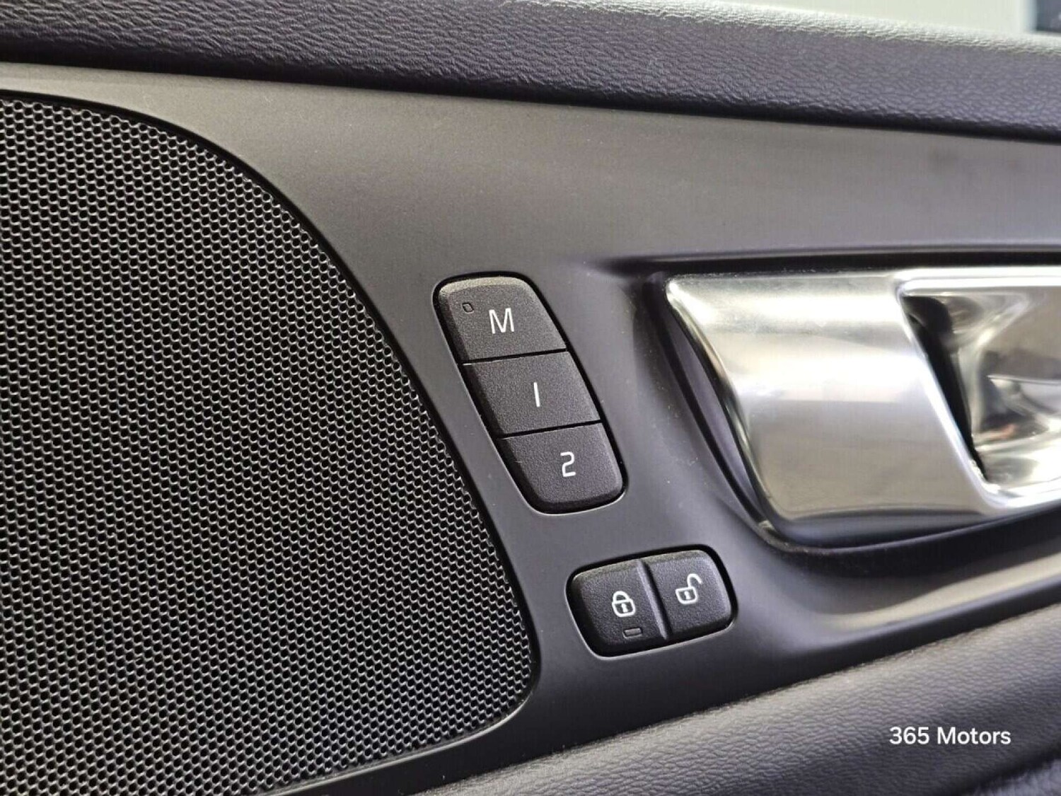 Used Volvo V60 2020 for sale - 78149520: Photo 24