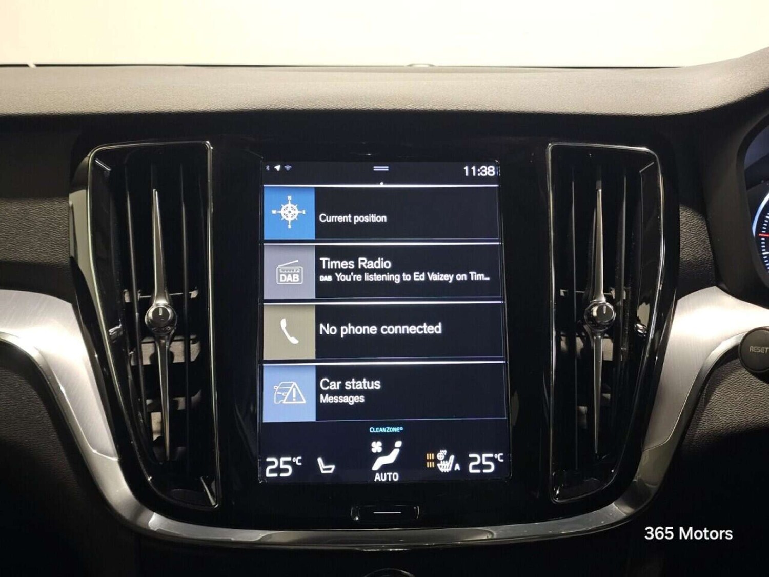 Used Volvo V60 2020 for sale - 78149520: Photo 34