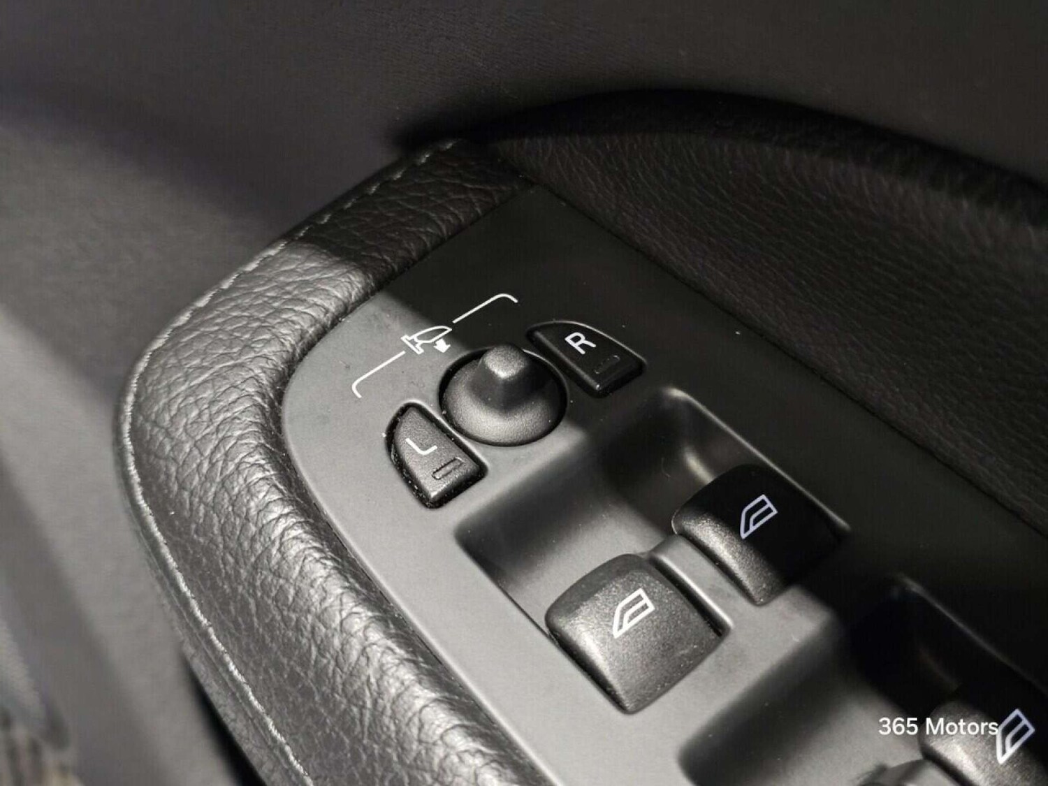 Used Volvo V60 2020 for sale - 78149520: Photo 39