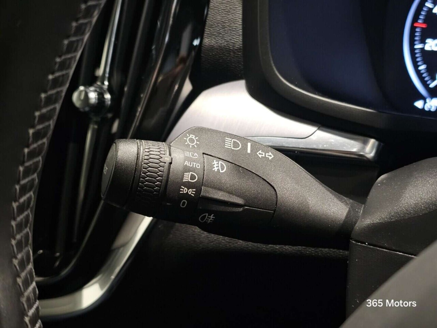 Used Volvo V60 2020 for sale - 78149520: Photo 42