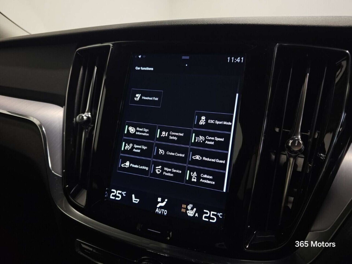 Used Volvo V60 2020 for sale - 78149520: Photo 46