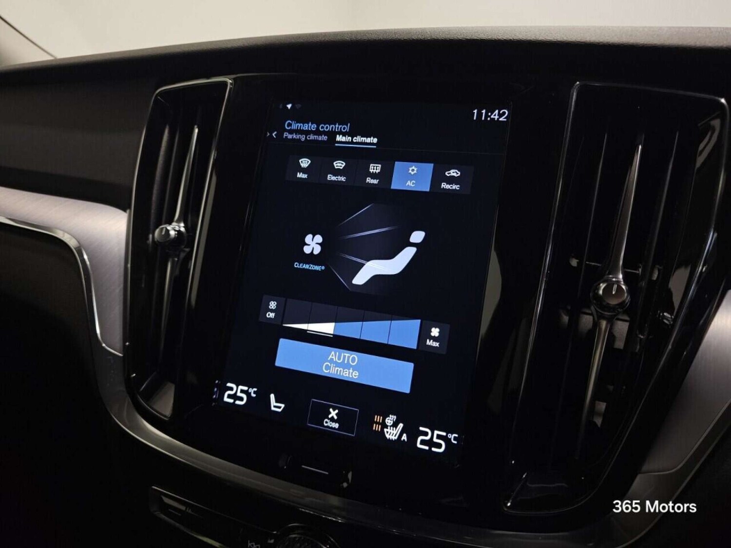 Used Volvo V60 2020 for sale - 78149520: Photo 54