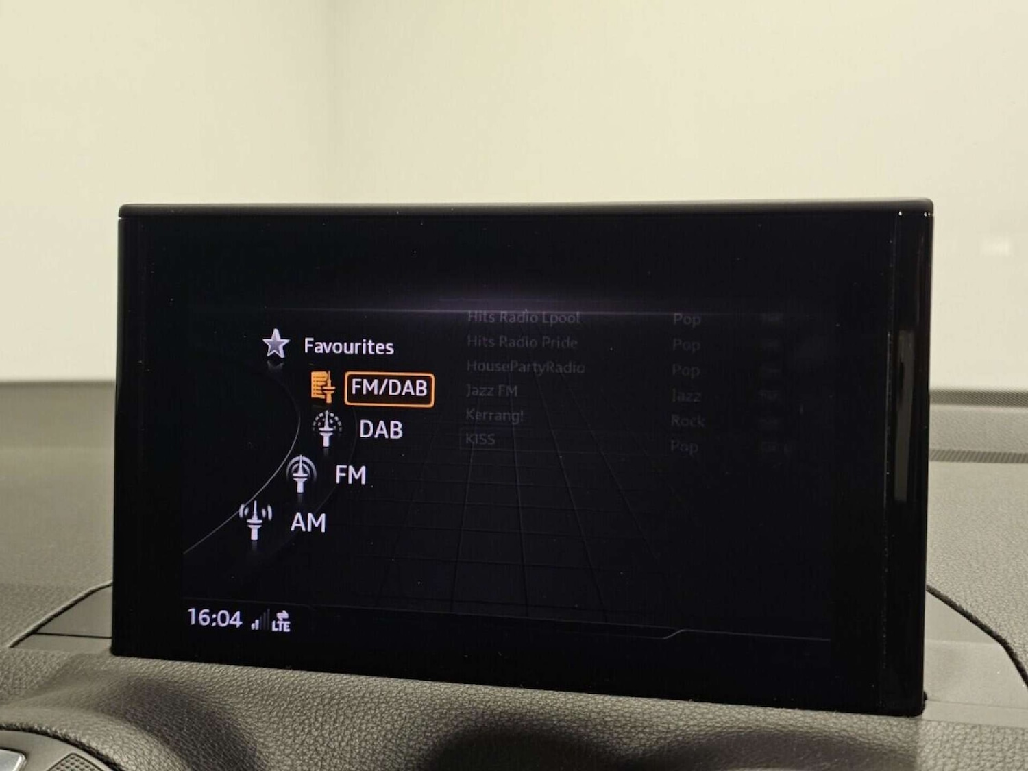 Used Audi Q2 2018 for sale - 78149526: Photo 54