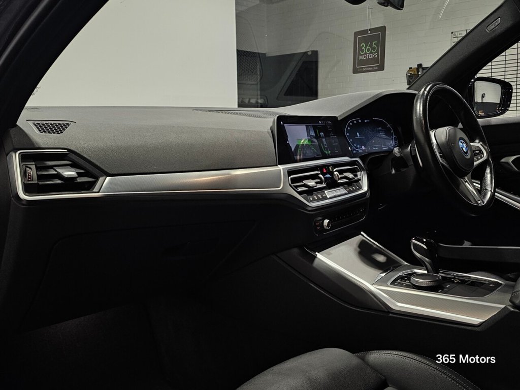 Used BMW 3 Series 2021 for sale - 76979399: Photo 18