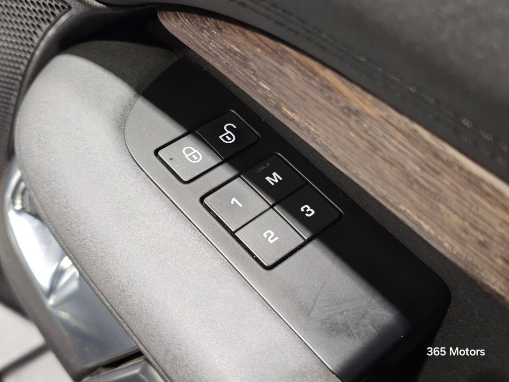 Used Land Rover Discovery 2018 for sale - 77672652: Photo 37