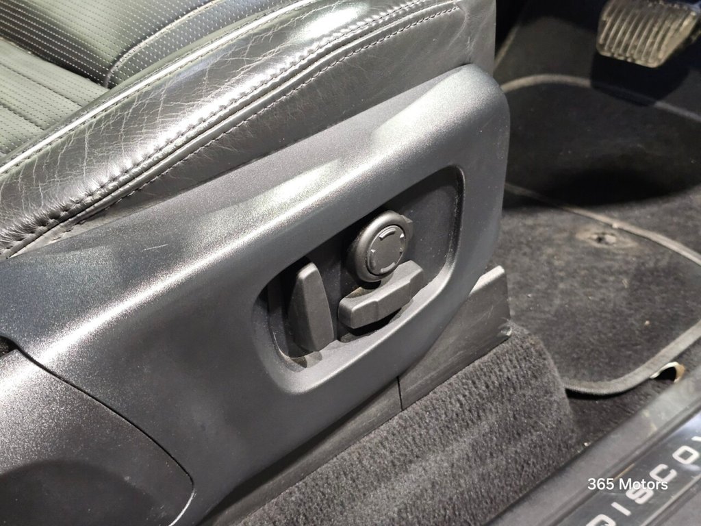Used Land Rover Discovery 2018 for sale - 77672652: Photo 39