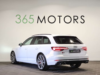 Used Audi A4 2017 for sale - 79179073: Photo