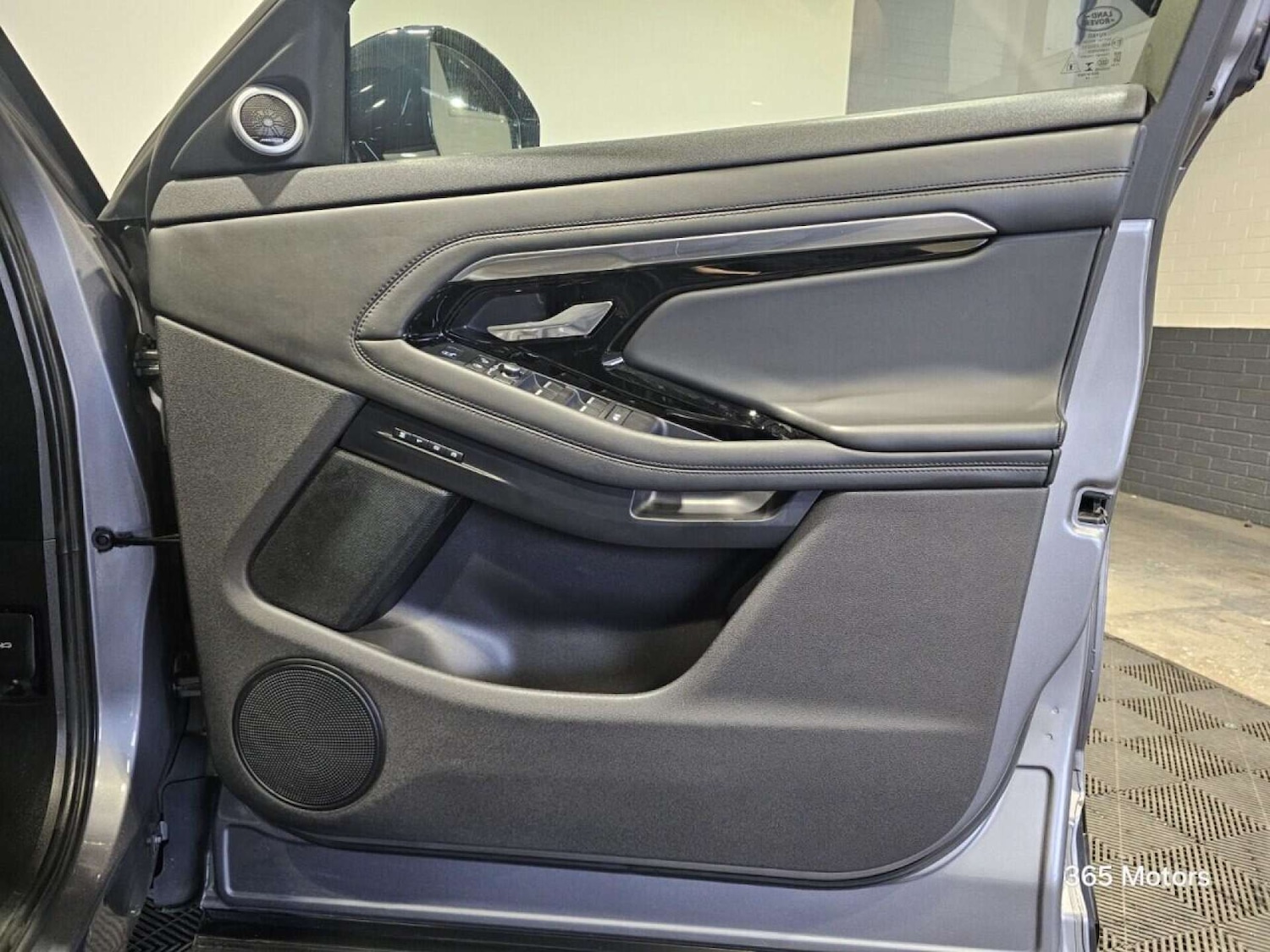 Used Land Rover Range Rover Evoque 2019 for sale - 78149549: Photo 37