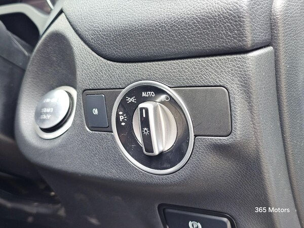 Used Mercedes-Benz GLA 2016 for sale - 75551613: Photo 48