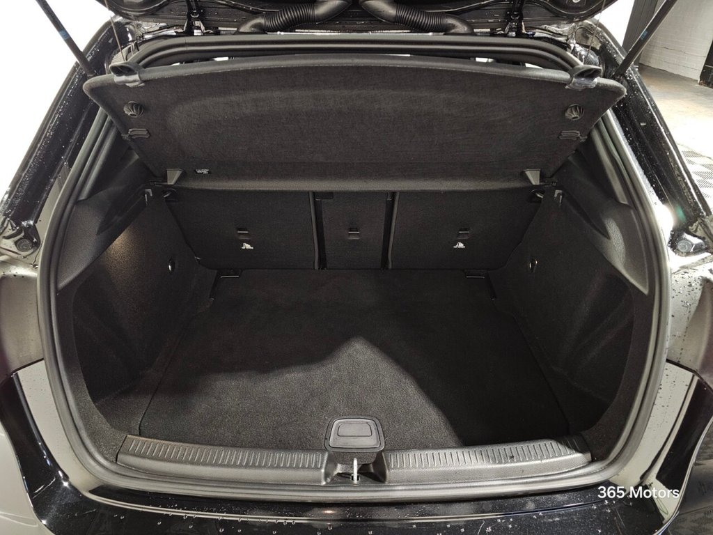 Used Mercedes-Benz A-Class 2019 for sale - 76979390: Photo 26