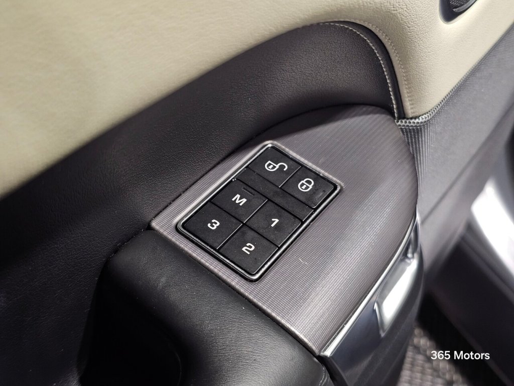 Used Land Rover Range Rover Sport 2018 for sale - 76979372: Photo 21
