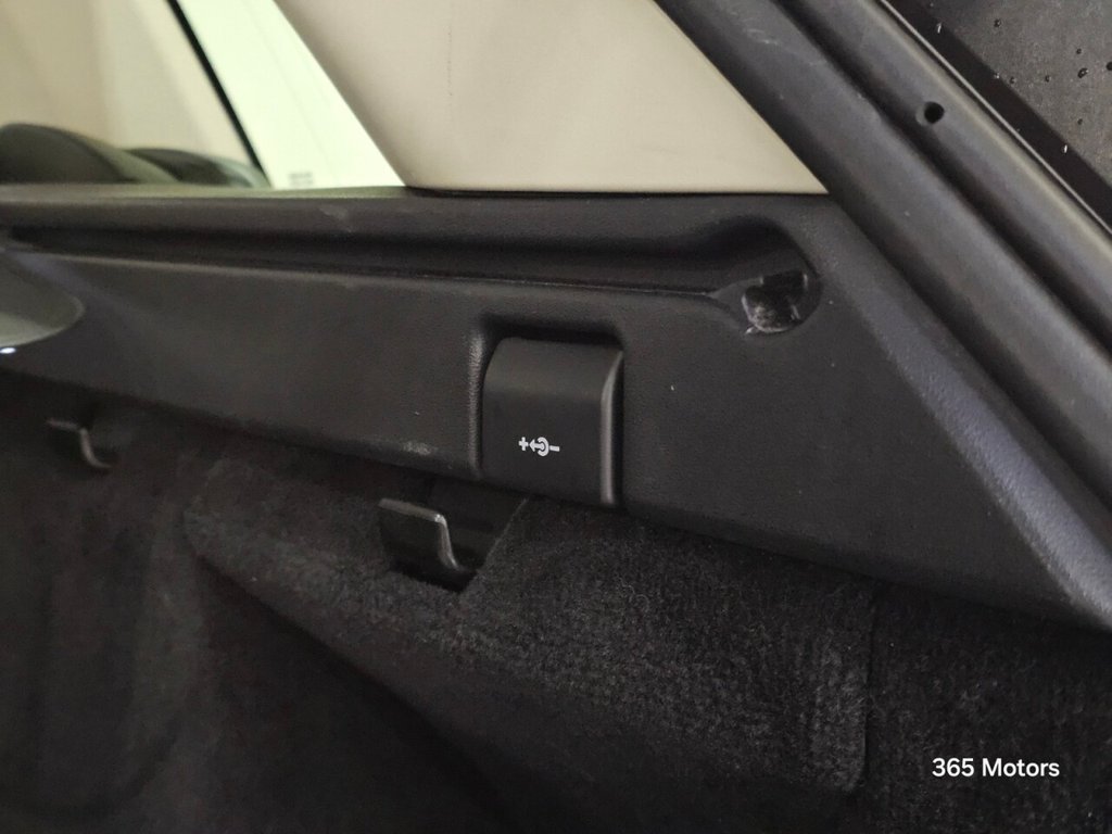 Used Land Rover Range Rover Sport 2018 for sale - 76979372: Photo 30