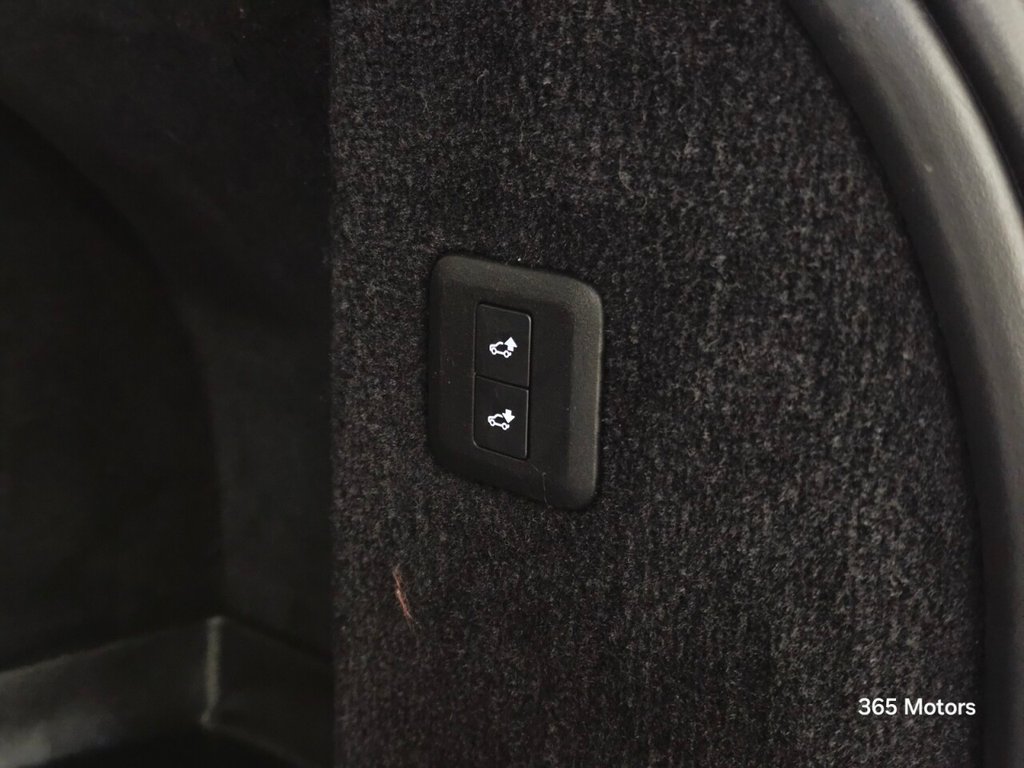 Used Land Rover Range Rover Sport 2018 for sale - 76979372: Photo 31