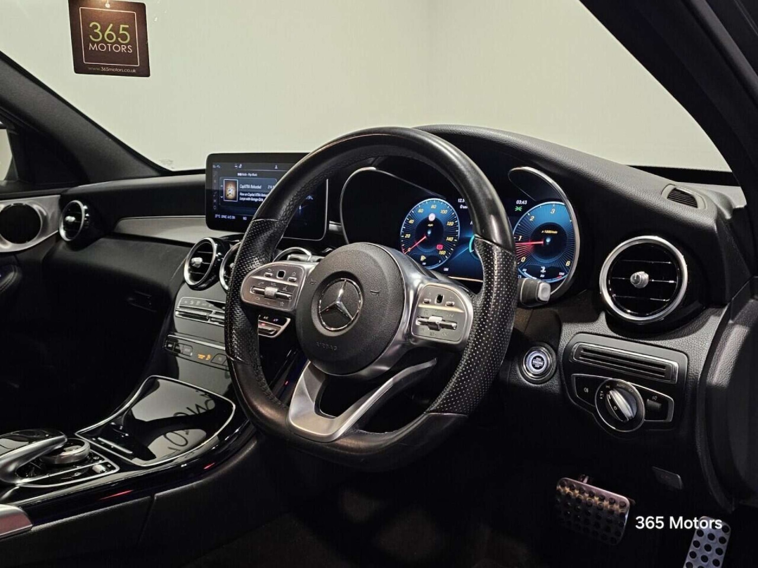 Used Mercedes-Benz C Class 2019 for sale - 78149551: Photo 2