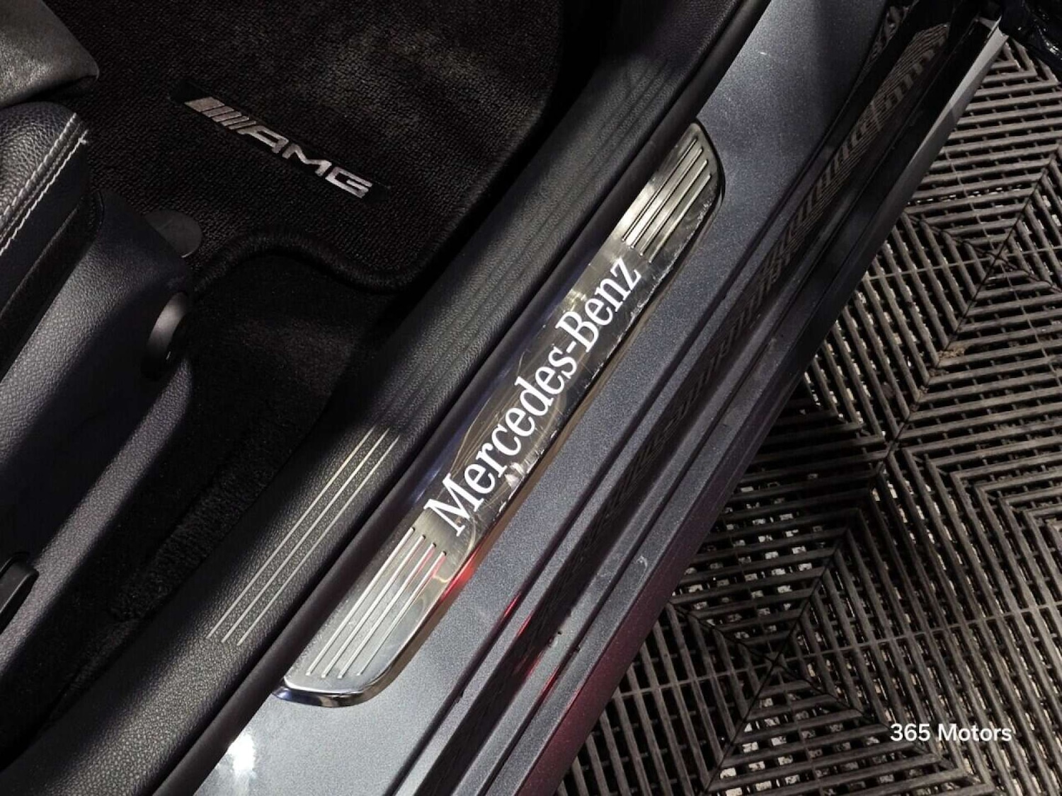 Used Mercedes-Benz C Class 2019 for sale - 78149551: Photo 31