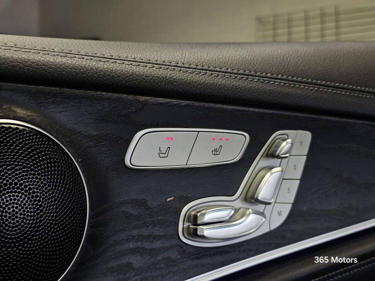 Used Mercedes-Benz E Class 2017 for sale - 78149527: Photo 25