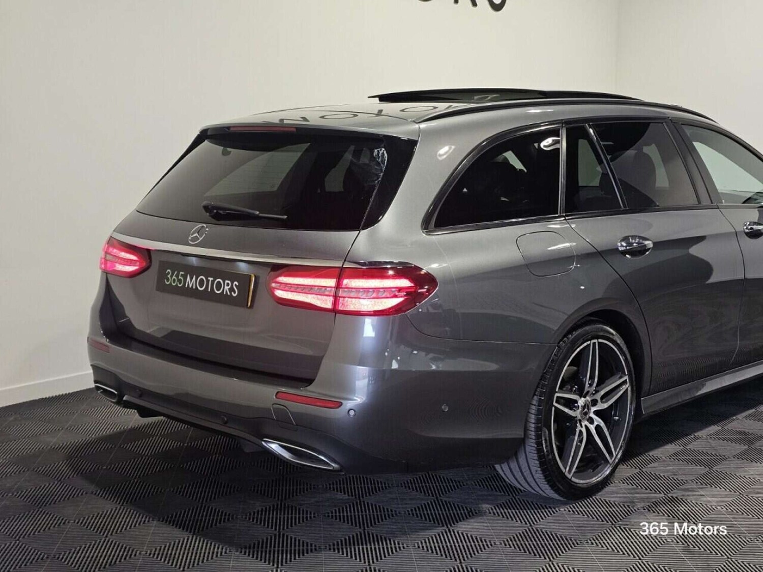 Used Mercedes-Benz E Class 2017 for sale - 78149527: Photo 29