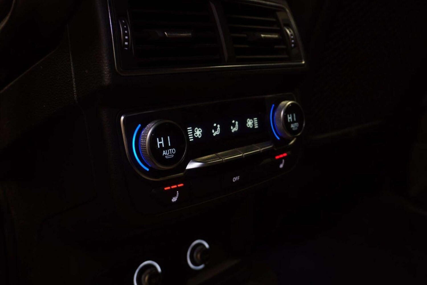 Used Audi Q7 2018 for sale - 78149566: Photo 40