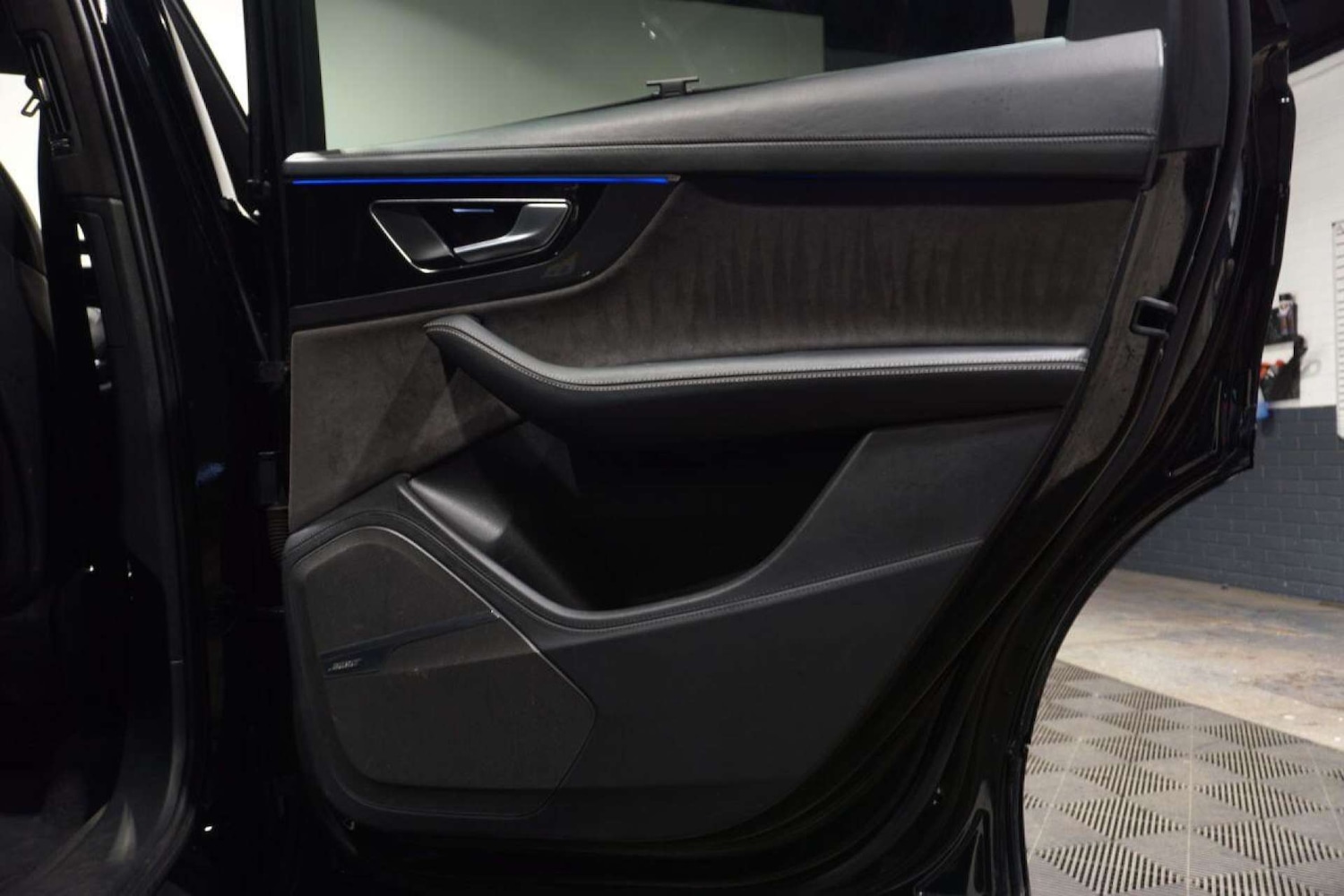 Used Audi Q7 2018 for sale - 78149566: Photo 44