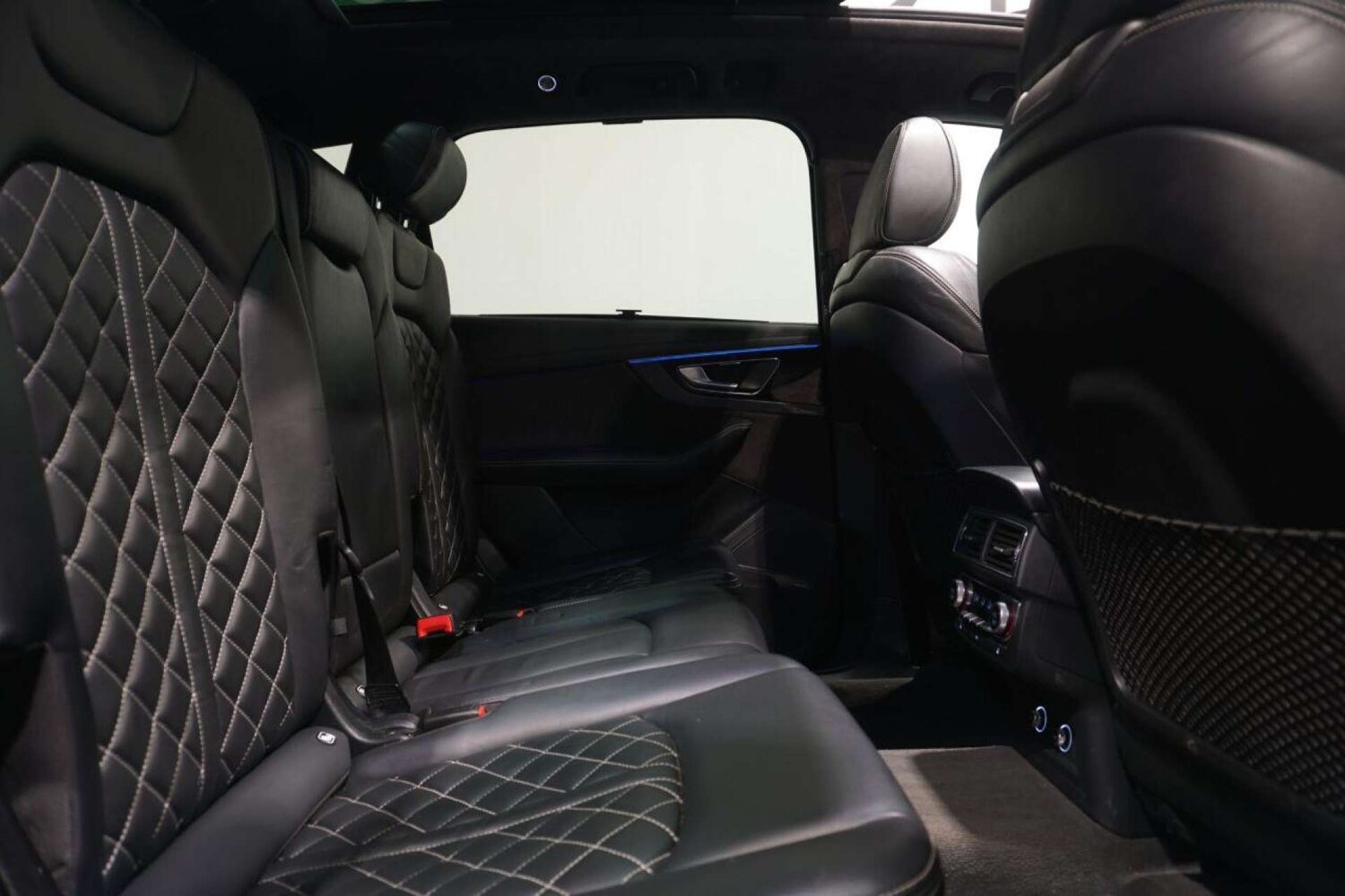 Used Audi Q7 2018 for sale - 78149566: Photo 46