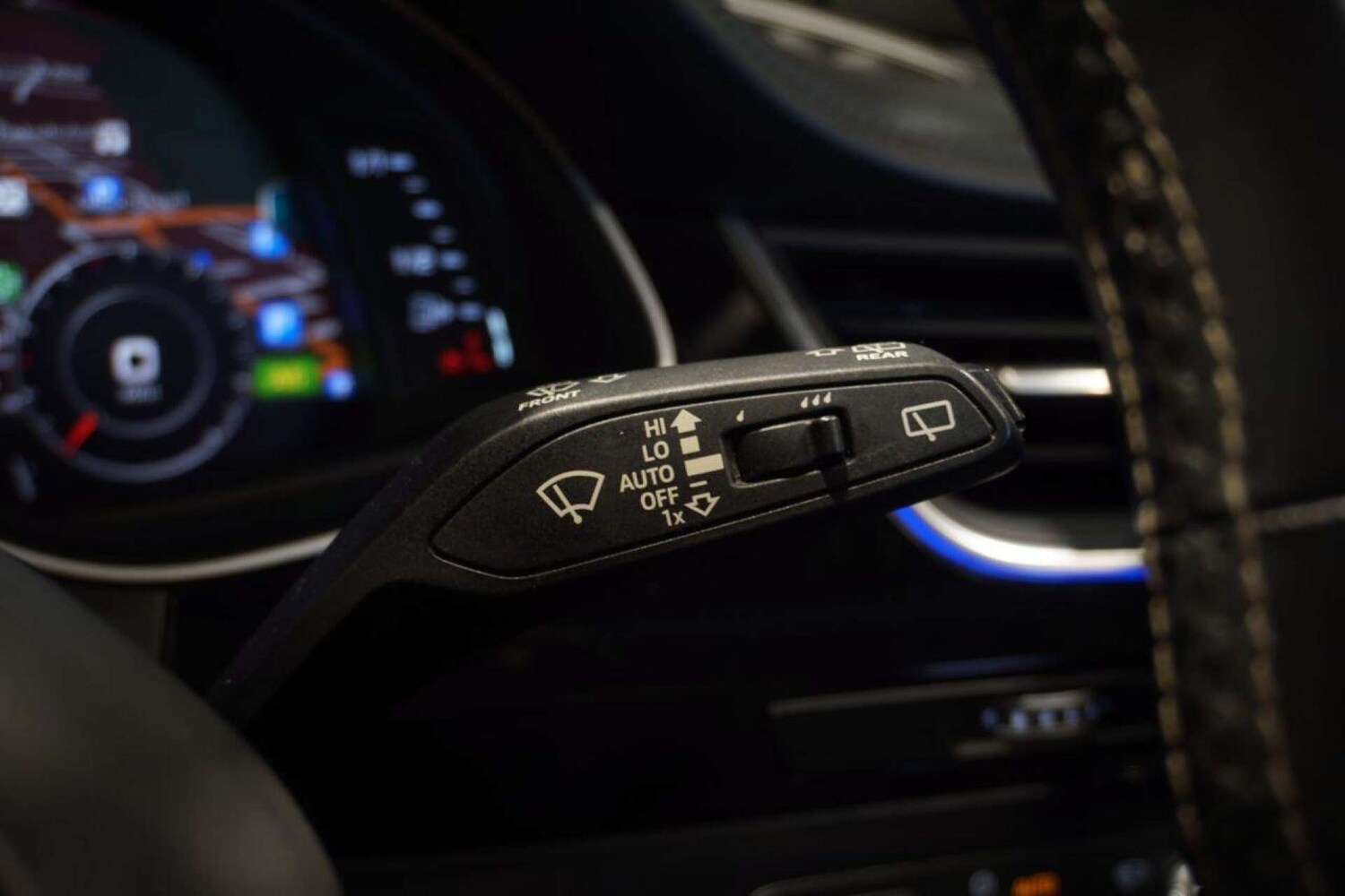 Used Audi Q7 2018 for sale - 78149566: Photo 64