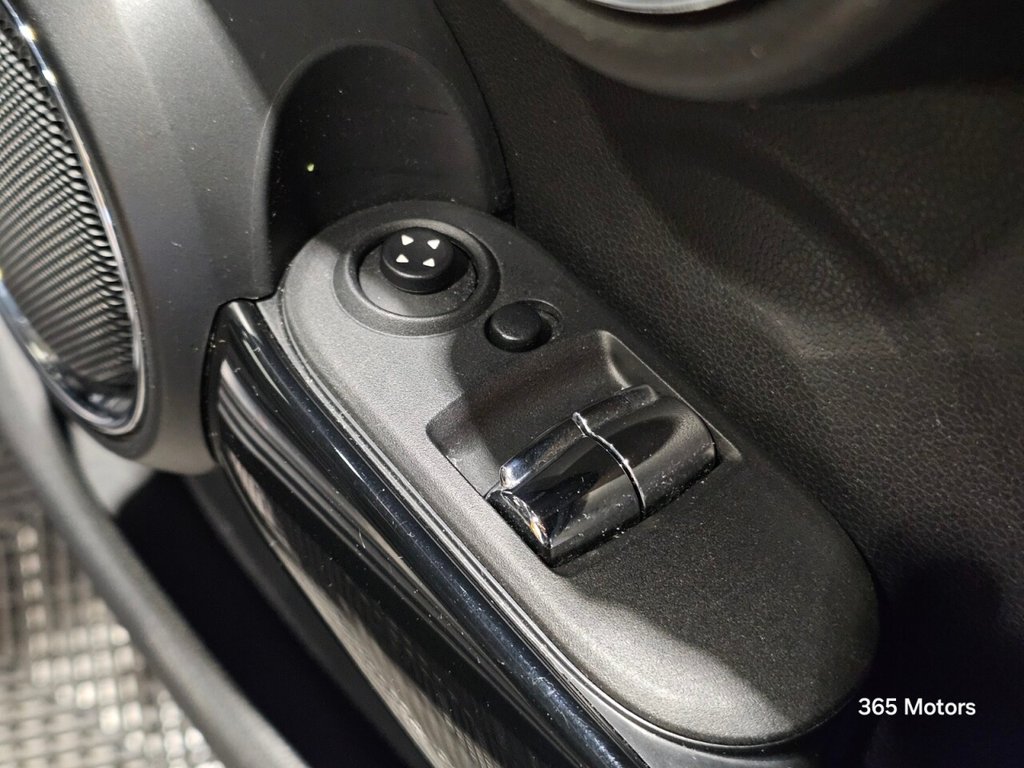 Used MINI Hatch 2014 for sale - 76979353: Photo 41