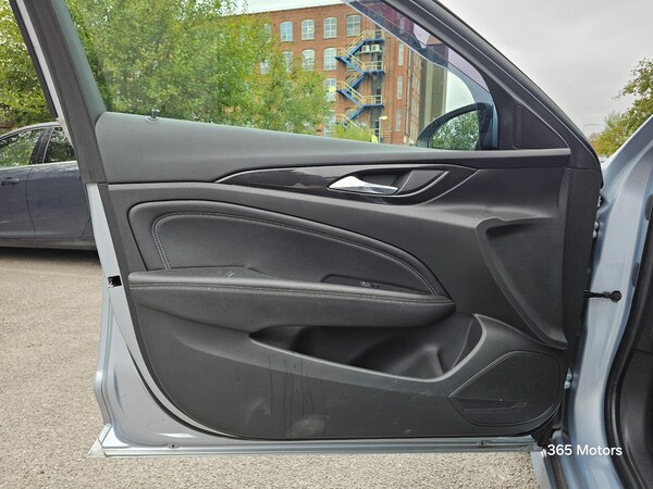 Used Vauxhall Insignia 2017 for sale - 76260539: Photo 14