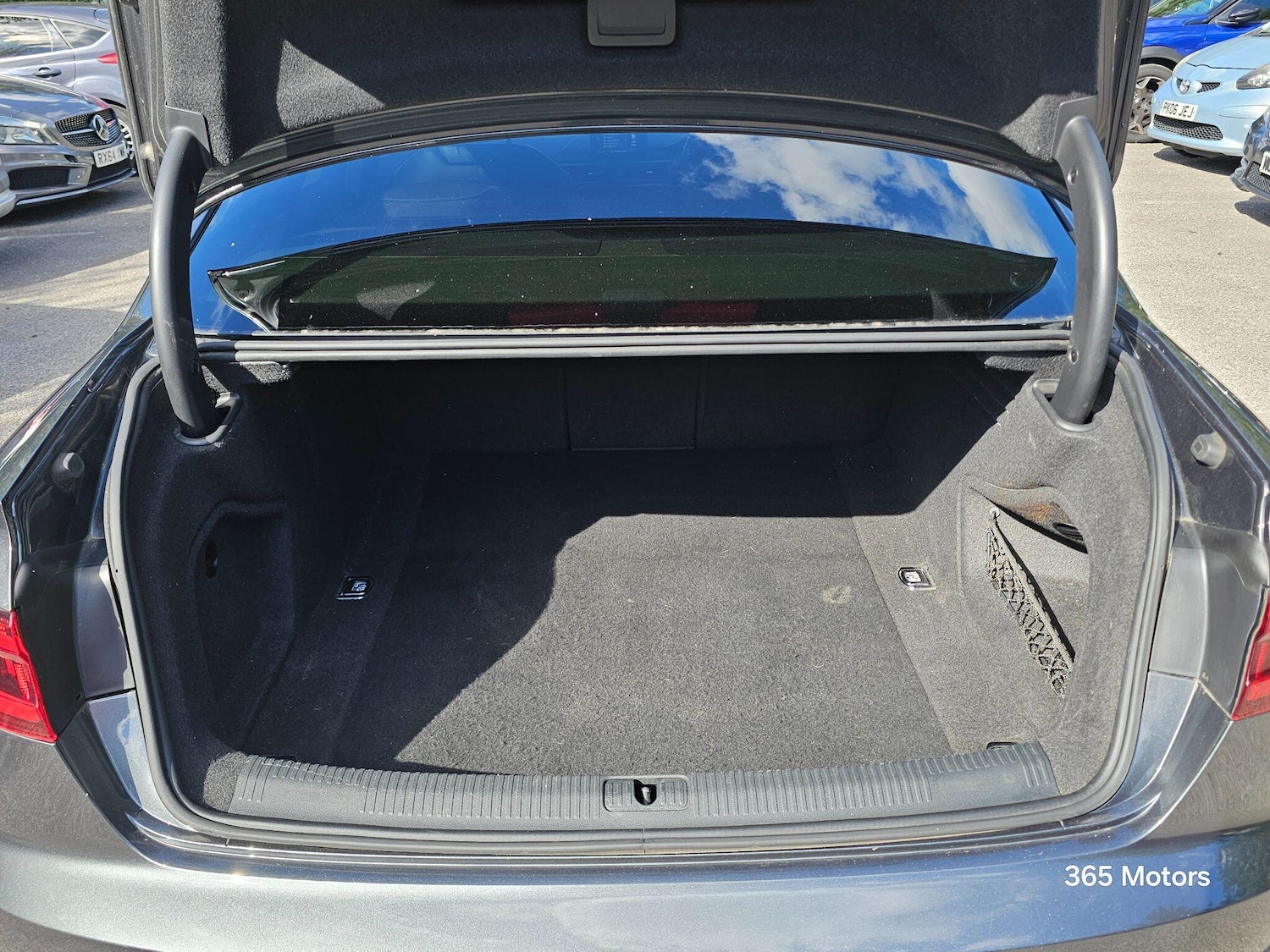 Used Audi A4 2017 for sale - 76031909: Photo 17