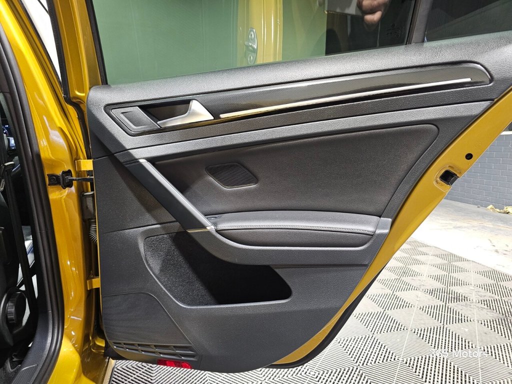 Used Volkswagen Golf 2017 for sale - 77269147: Photo 28