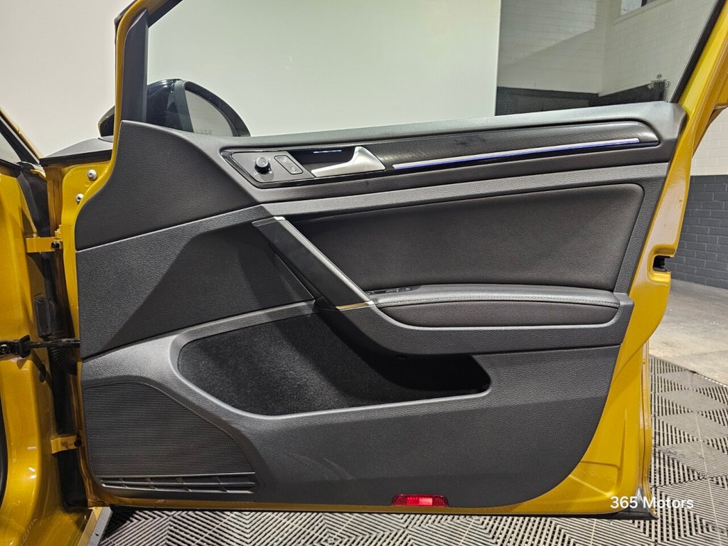 Used Volkswagen Golf 2017 for sale - 77269147: Photo 31