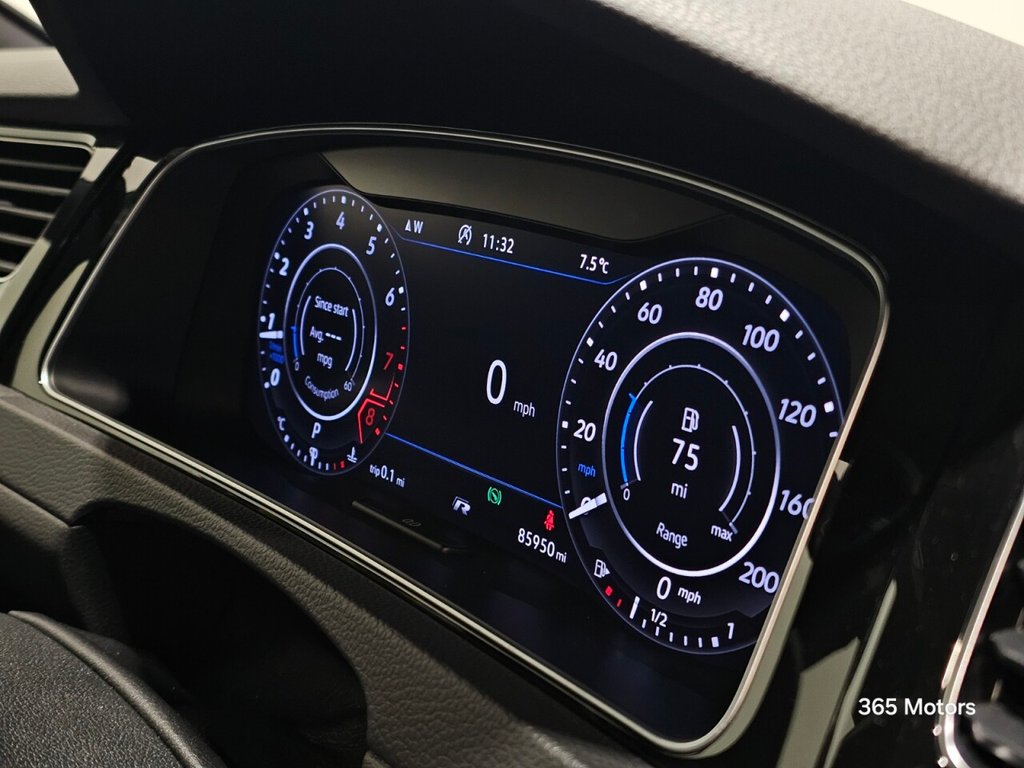 Used Volkswagen Golf 2017 for sale - 77269147: Photo 36