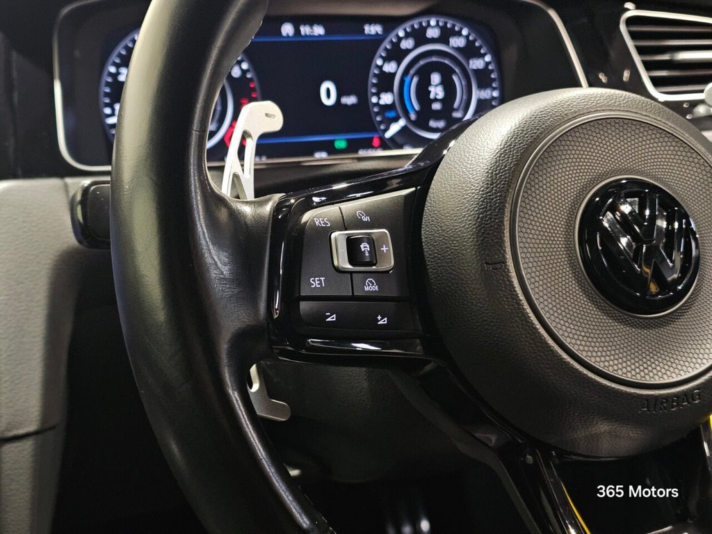 Used Volkswagen Golf 2017 for sale - 77269147: Photo 43