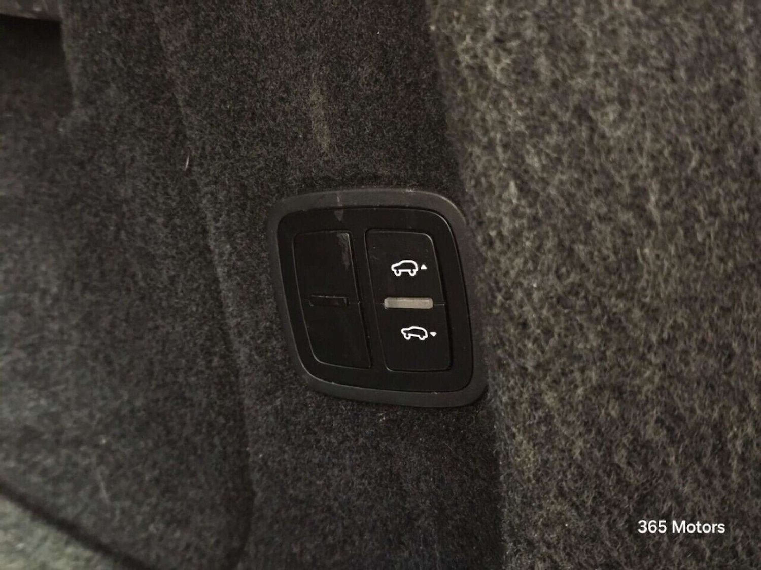 Used Porsche Cayenne 2016 for sale - 78149533: Photo 20