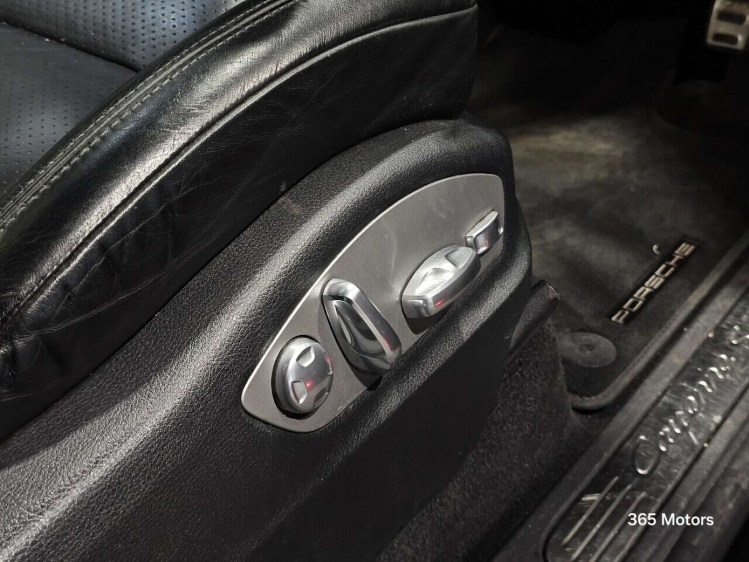 Used Porsche Cayenne 2016 for sale - 78149533: Photo 32