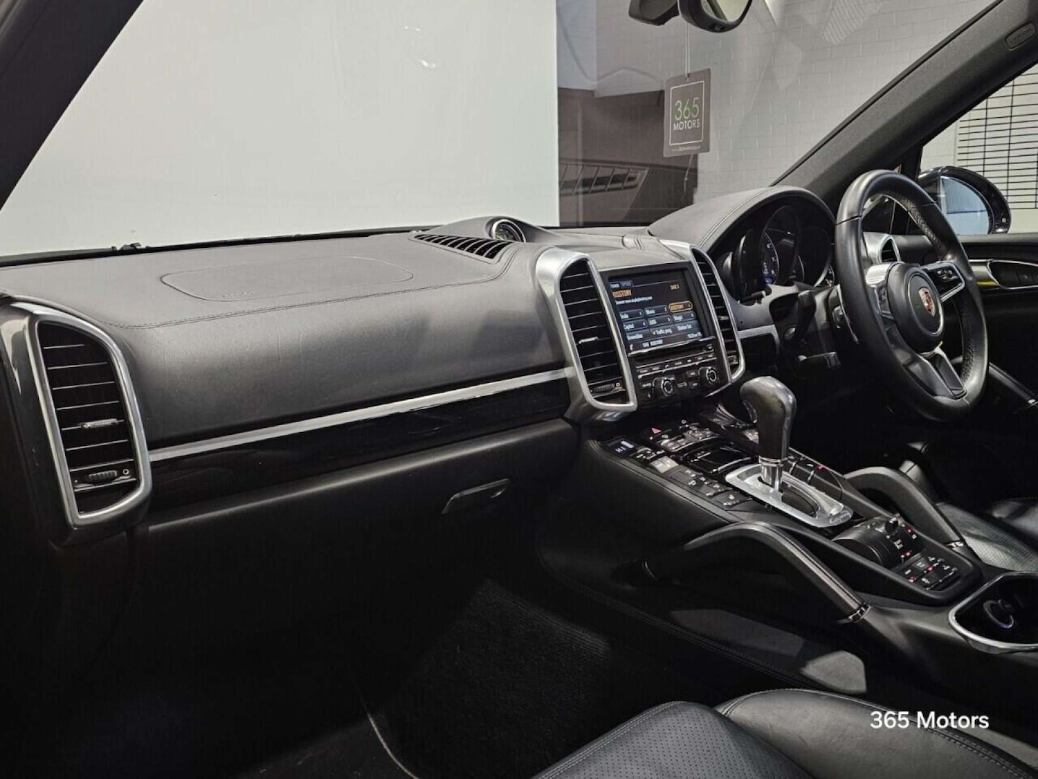 Used Porsche Cayenne 2016 for sale - 78149533: Photo 7