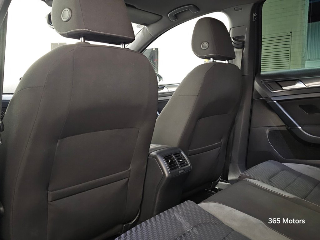 Used Volkswagen Golf 2019 for sale - 76979383: Photo 24