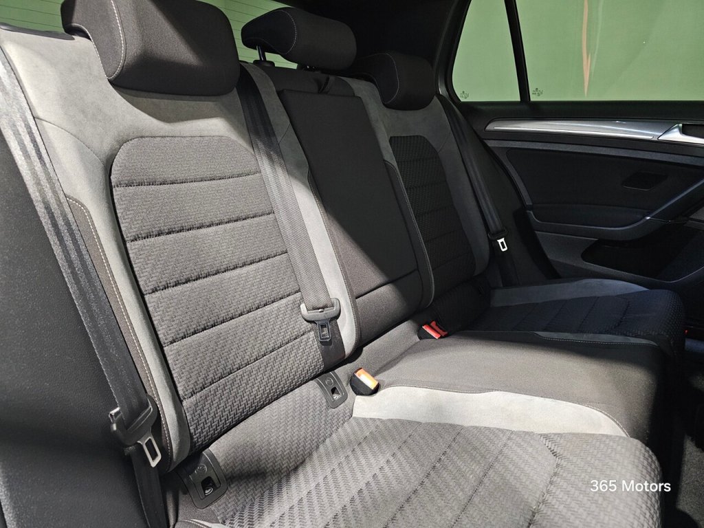 Used Volkswagen Golf 2019 for sale - 76979383: Photo 32