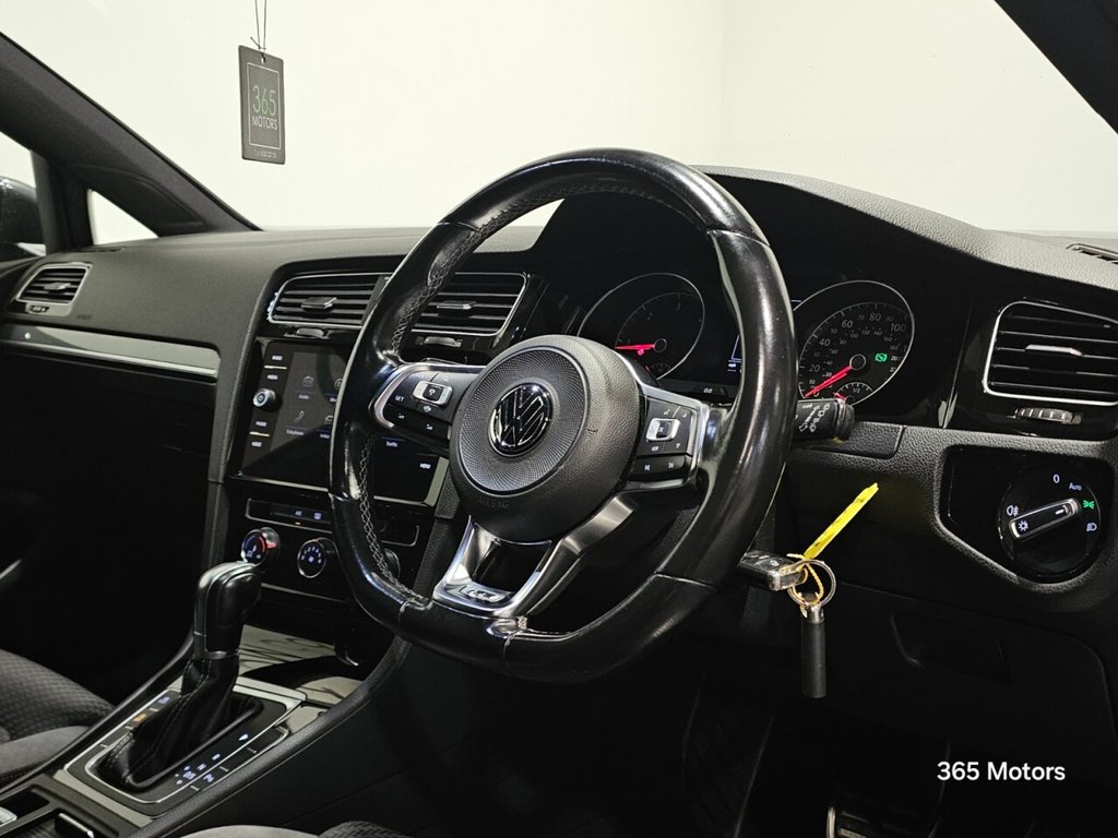 Used Volkswagen Golf 2019 for sale - 76979383: Photo 34