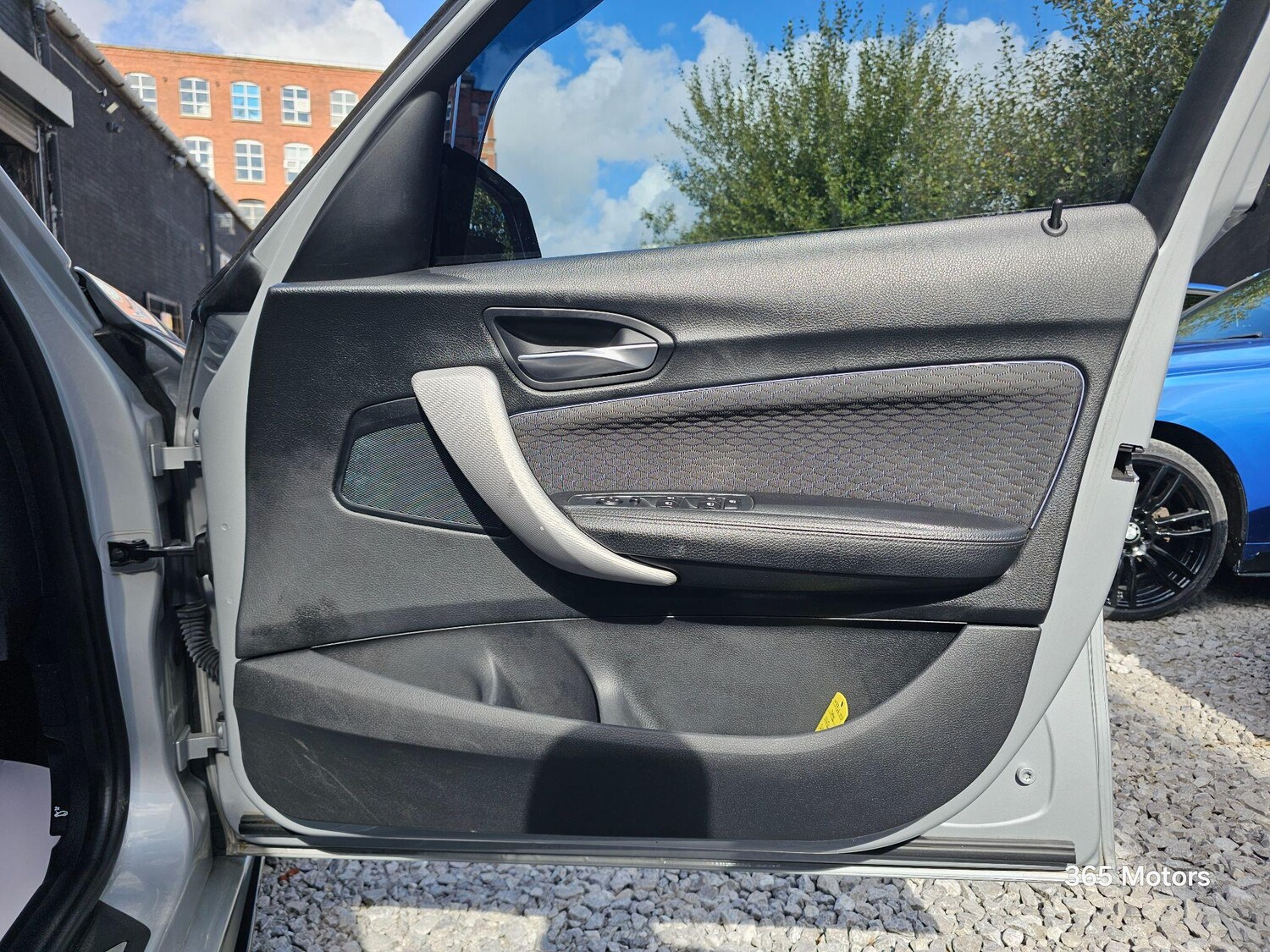 Vehicle 28