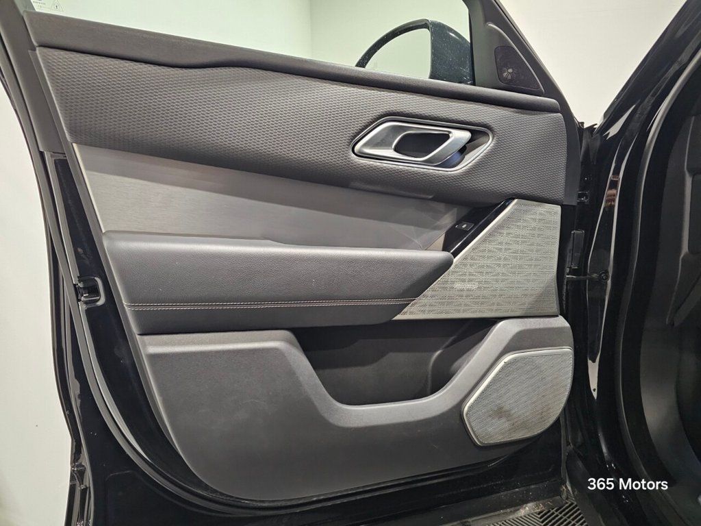 Used Land Rover Range Rover Velar 2021 for sale - 76979361: Photo 25