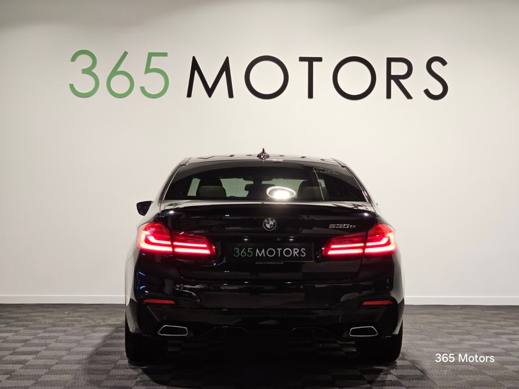 Used BMW 5 Series 2018 for sale - 76979359: Photo 11